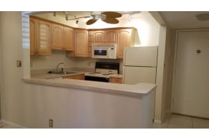 257 S Cypress Rd 417, Pompano Beach, FL 33060 - MLS#F10502515