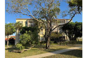 1810 N Lauderdale Ave 2210, North Lauderdale