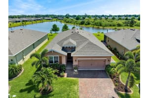 2158 Hawk River Dr, Vero Beach, FL 32962 - MLS#F10502578
