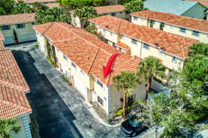 180 SE 2nd St 180, Deerfield Beach, FL 33441 Sold 07/07/25