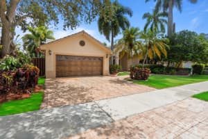 12626 SW 9th Pl, Davie, FL 33325 - MLS#F10502722