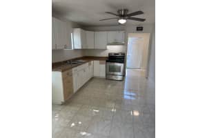 2127 Cleveland St FRONT, Hollywood, FL 33020 - MLS#F10502732