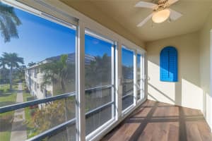 1951 Ne 39 340, Lighthouse Point