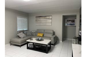 113 Lake Pine Circle C-1, Greenacres, FL 33463 - MLS#F10502767