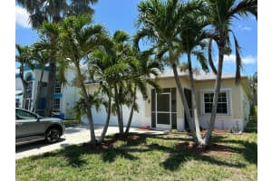 6264 Lansdowne Cir, Boynton Beach, FL 33472 Sold 06/30/25