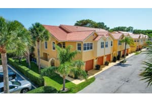 2121 S Ocean Blvd 302, Lauderdale By The Sea, FL 33062 Sold 09/25/25