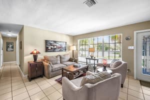 801 NW 26th St, Wilton Manors, FL 33311 - MLS#F10502830