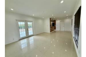 5070 SW 11th St, Plantation, FL 33317 Sold 10/16/25