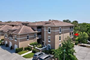 5025 Fairways Cir, B206, Vero Beach, FL 32967 - MLS#F10502851