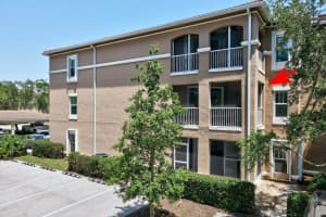 5025 Fairways Cir, B206, Vero Beach, FL 32967 - MLS#F10502851