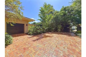 901 SE 6th St, Fort Lauderdale, FL 33301 - MLS#F10502875