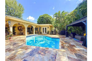 901 SE 6th St, Fort Lauderdale, FL 33301 - MLS#F10502875
