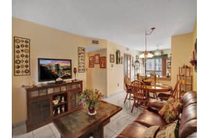 5350 W 21st Ct 205, Hialeah, FL 33016 Sold 10/01/25