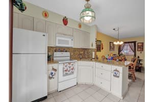 5350 W 21st Ct 205, Hialeah, FL 33016 Sold 10/01/25