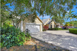 2041 Oakmont Ter, Coral Springs, FL 33071 Sold 12/10/25
