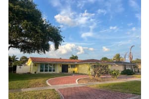 4901 MCKINLEY ST, Hollywood, FL 33021 Sold 07/07/25