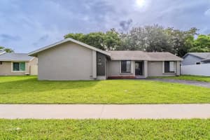 1021 Sw 56th Ave, Margate