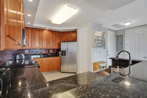 2633 NE 14th Ave 400, Wilton Manors, FL 33334 - MLS#F10503079