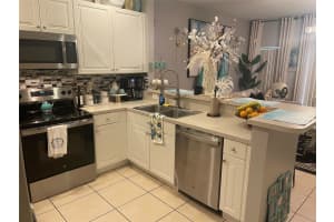 3017 NW 30th Ave 3017, Oakland Park, FL 33311 - MLS#F10503096