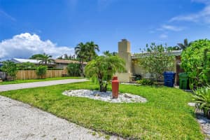 132 NE 29th St, Wilton Manors, FL 33334 - MLS#F10503133