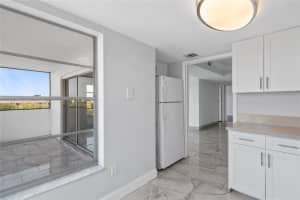 4174 Inverrary Dr 715, Lauderhill, FL 33319 - MLS#F10503137
