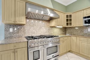 7810 NW 70th Ave, Parkland, FL 33067 Sold 06/30/25