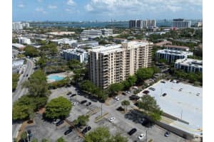 1470 NE 123rd St A408, Miami, FL 33161 - MLS#F10503178