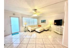 1014 Islewood D 1014, Deerfield Beach, FL 33442 - MLS#F10503227