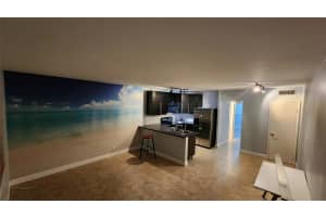 467 Golden Isles Dr, Hallandale Beach, FL 33009 - MLS#F10503240