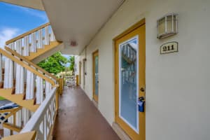 5131 W Oakland Park Blvd 211, Lauderdale Lakes, FL 33313 Sold 08/29/25