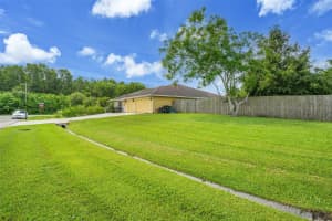 100 SW Lion Ln, Port Saint Lucie, FL 34953 Sold 07/25/25
