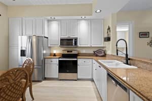 15 Harbour Isle Dr 306, Fort Pierce, FL 34949 Sold 07/30/25