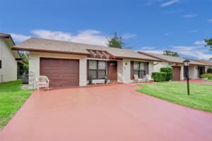 2261 Sw 15th Pl, Deerfield Beach