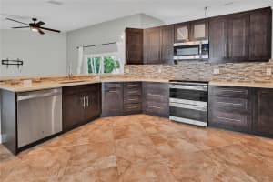 8949 NW 45th Court, Coral Springs, FL 33065 - MLS#F10503276