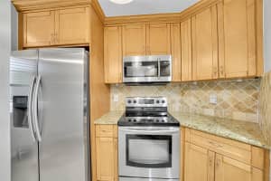 10451 W Broward Blvd 204, Plantation, FL 33324 Sold 07/24/25