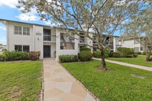 5820 Sugar Palm Ct E, Delray Beach
