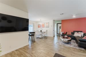 1041 SW 4th Ave, Delray Beach, FL 33444 Sold 09/04/25