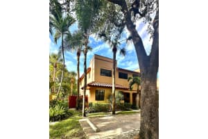 281 NE 16th Pl 401, Fort Lauderdale, FL 33305 Sold 08/08/25