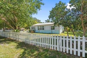 1212 Raymond Ave, Fort Pierce, FL 34950 Sold 06/30/25