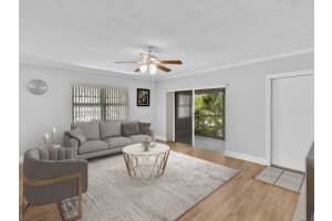 3711 Van Buren St 12, Hollywood, FL 33021 - MLS#F10503473