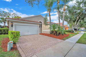 15023 SW 16th St, Pembroke Pines, FL 33027 Sold 07/25/25