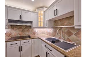440 NW 37, Oakland Park, FL 33309 - MLS#F10503481