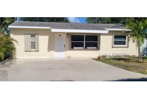 512 SE 1st St, Boynton Beach, FL 33435 - MLS#F10503525