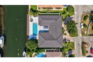 2121 NE 29th St, Lighthouse Point, FL 33064 - MLS#F10503537