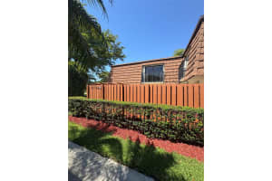9148 SW 23rd St A, Davie, FL 33324 - MLS#F10503617
