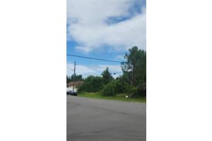 202 Haines Rd SW, Palm Bay, FL 32908 - MLS#F10503628
