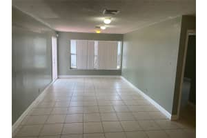 5611 NW 28th St 2, Fort Lauderdale, FL 33313 - MLS#F10503677