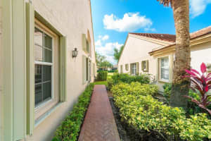 7742 Coral Lake Dr 1, Delray Beach, FL 33446 - MLS#F10503721