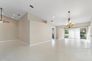7742 Coral Lake Dr 1, Delray Beach, FL 33446 - MLS#F10503721