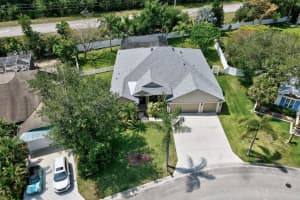 2485 4th Ln, Vero Beach, FL 32962 Sold 08/15/25